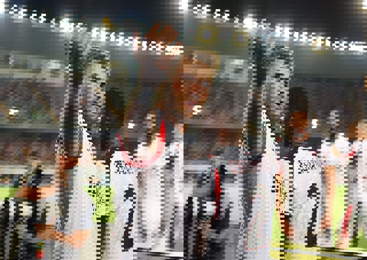 2221025