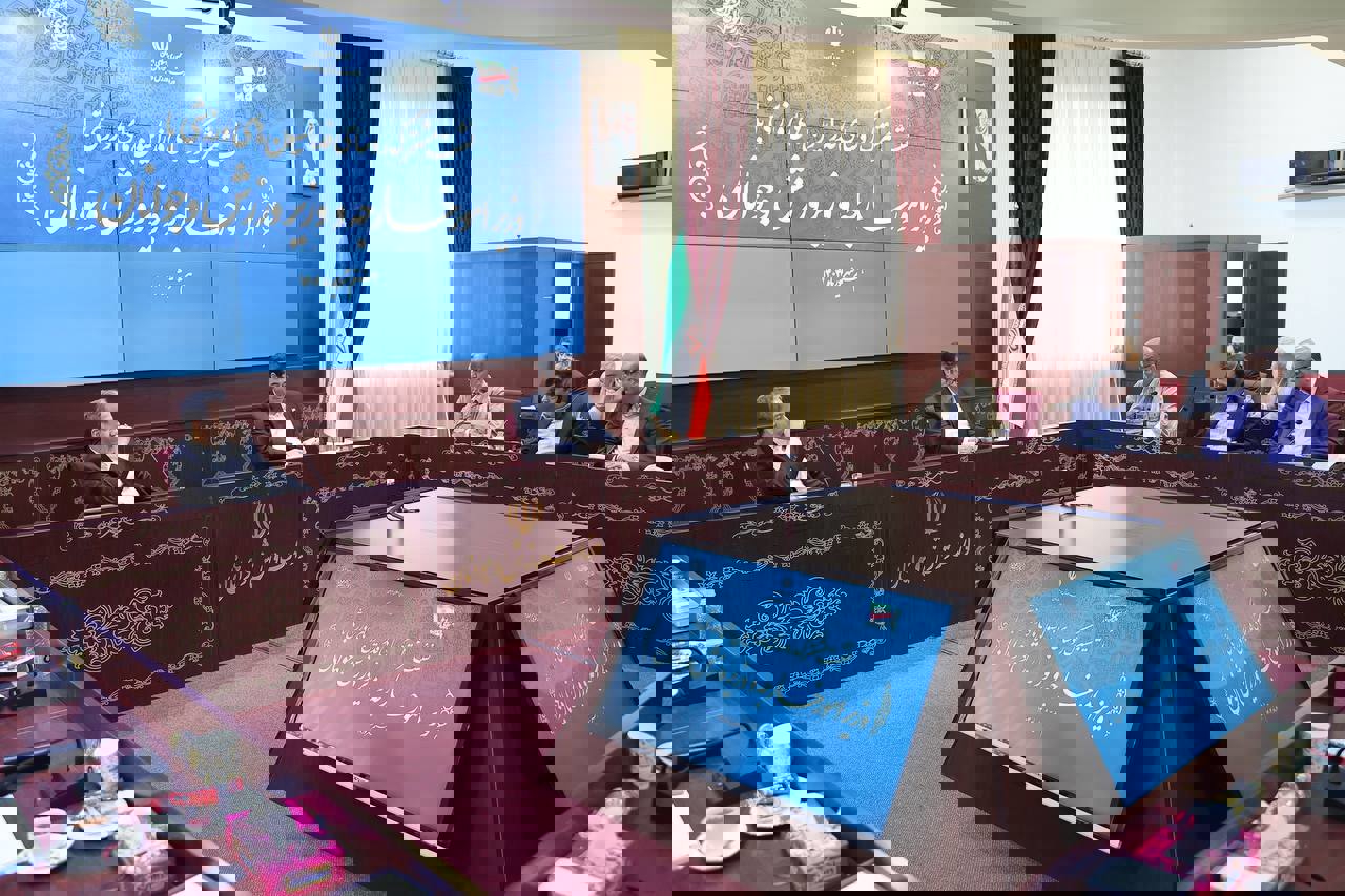 2221166