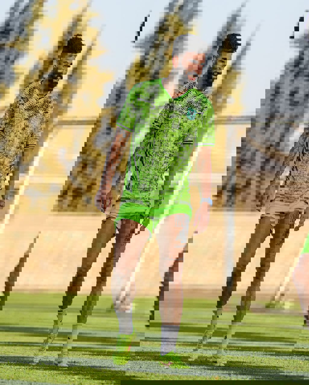 2221298