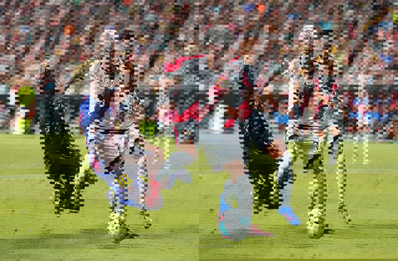 2221665