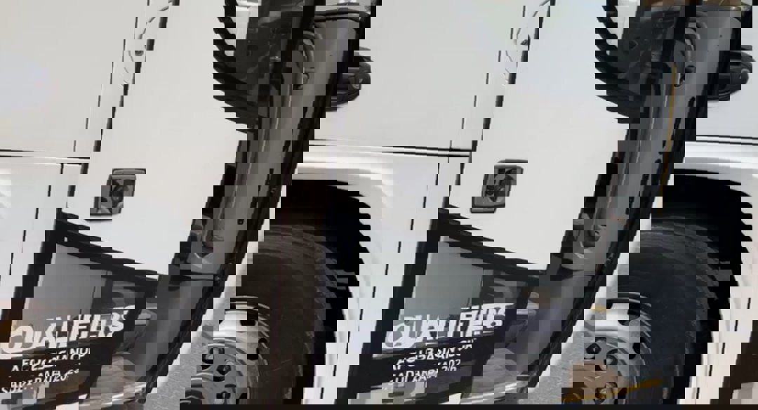 2221812