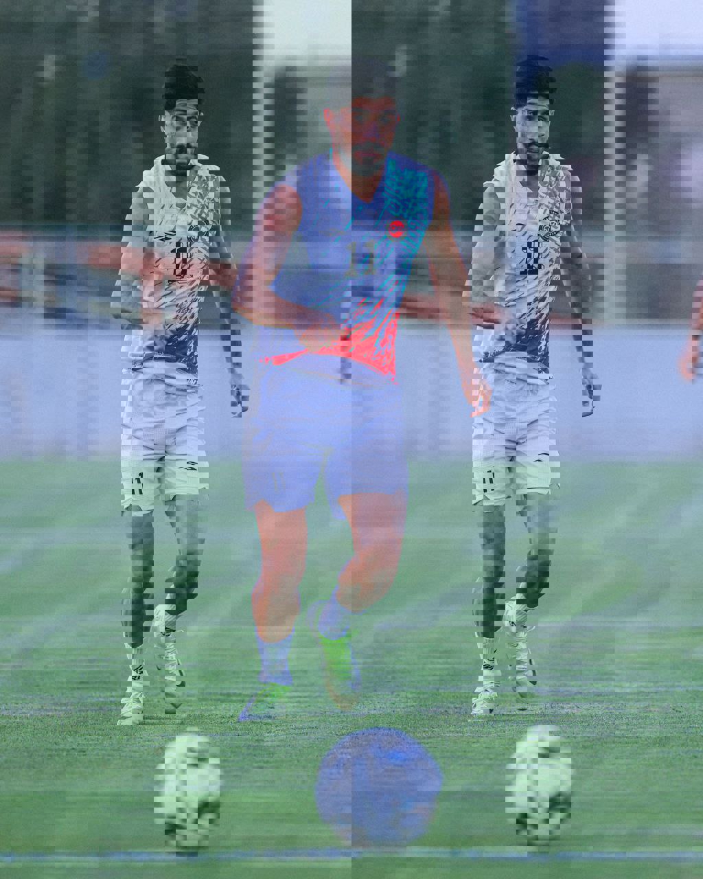 2221942