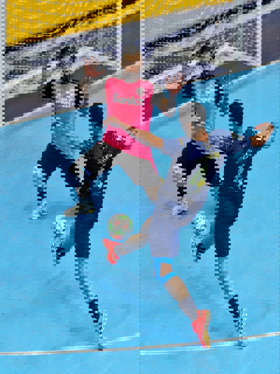 2221881