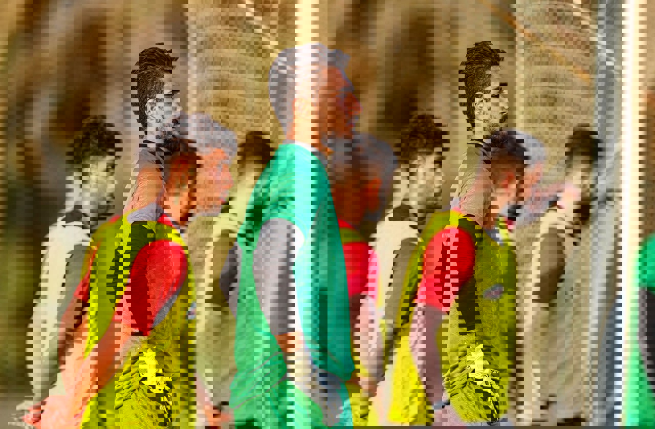 2221911