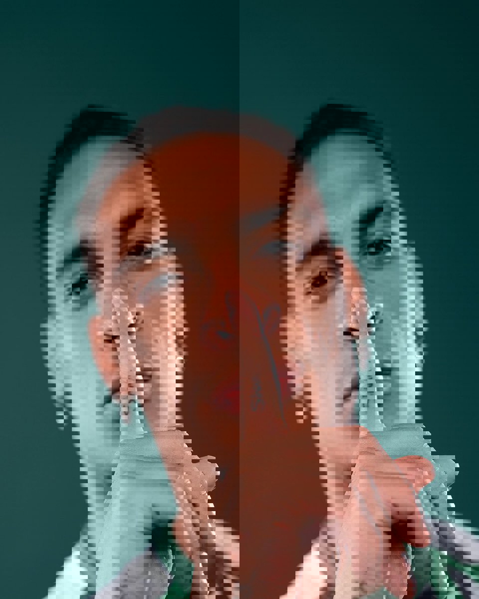 2221935
