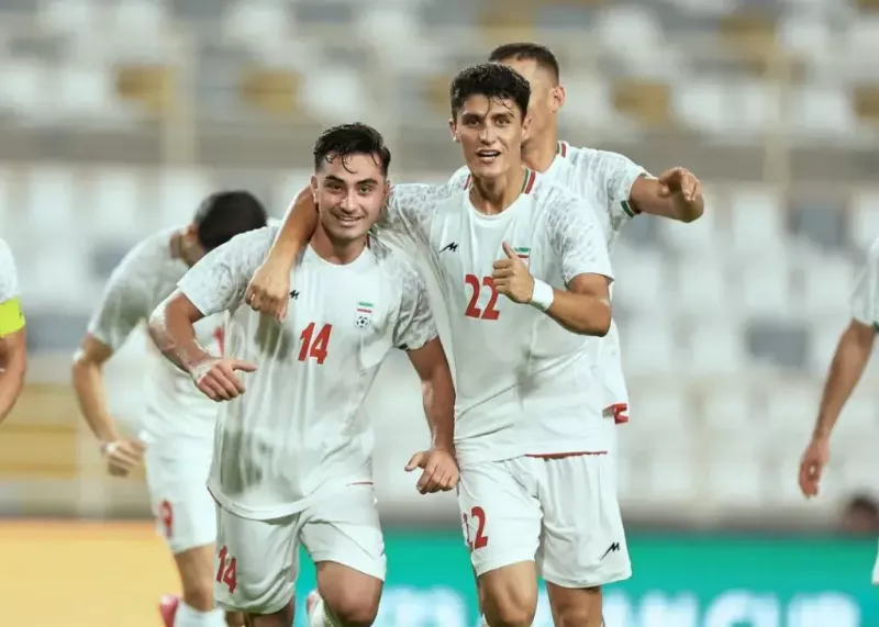 فرار 22 از راست و 2 گل برای ایران (عکس)