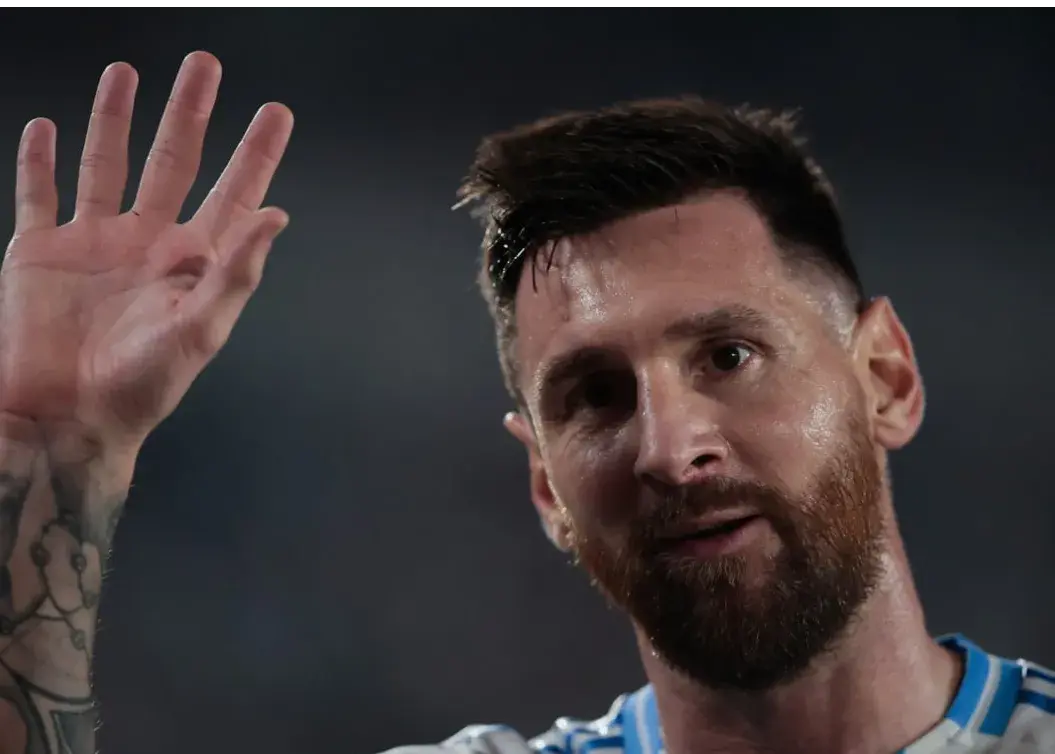 وداع با لیونل افسانه‌ای/ آرژانتین برای آخرین بازی مسی اشک می‌ریزد