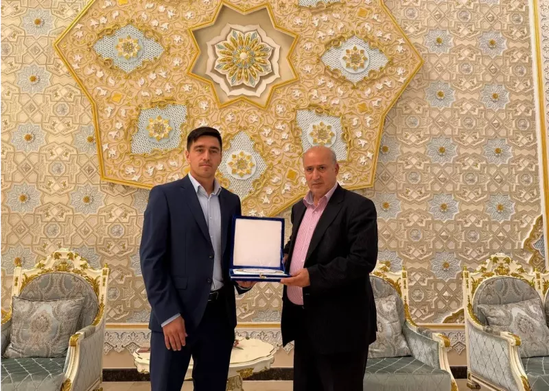 رییس فدراسیون به تیم ملی ملحق شد