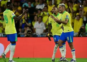 برزیل 3-0 شیلی: ماراکانا با کارلتو لرزید