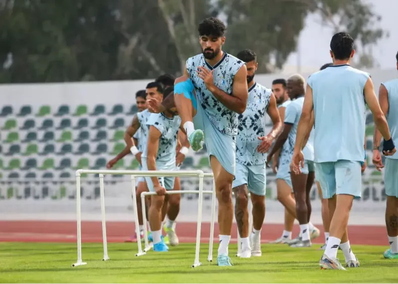 سامان فلاح با باند پزشکی در ترکیب استقلال