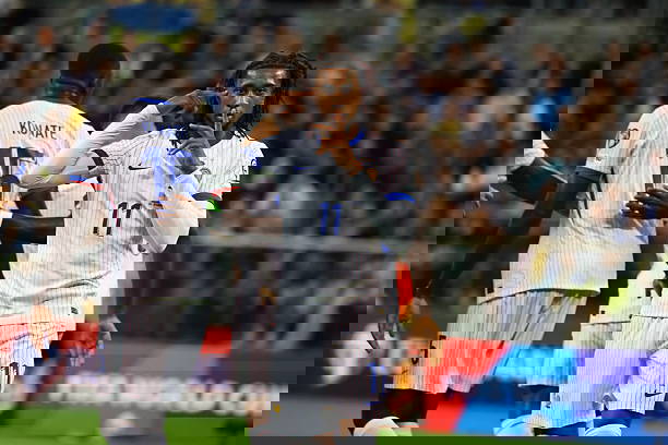 2223196