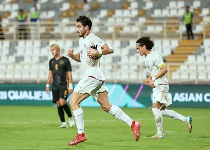 یک گلزن جدید در فوتبال ایران ظهور کرد!
