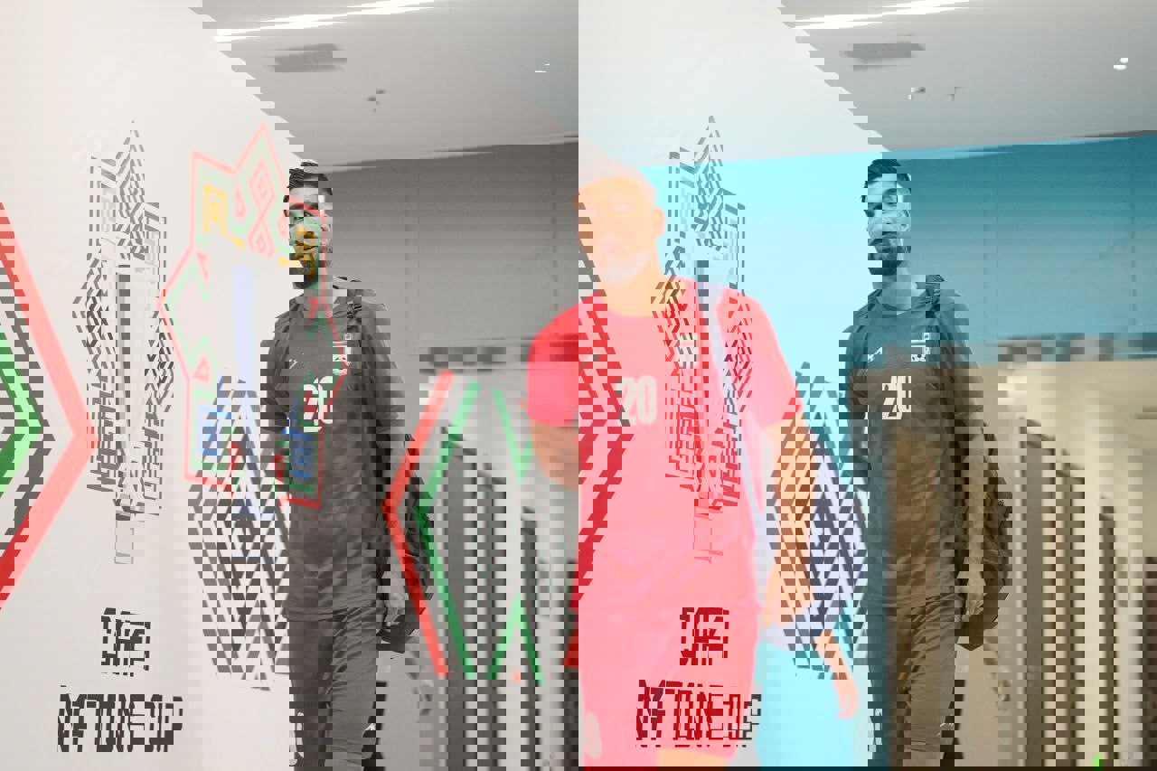2223889