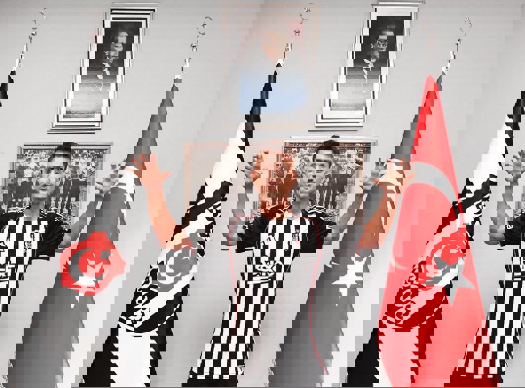 2223997
