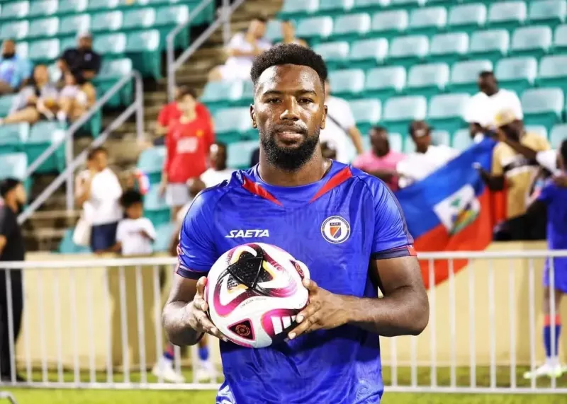 استقبال ویژه از ستاره استقلال در کانادا!