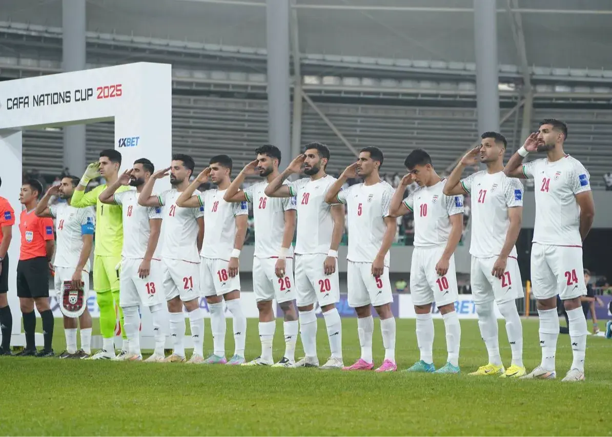 فشار بر ملی‌پوشان فوتبال ایران پشت صحنه دارد!