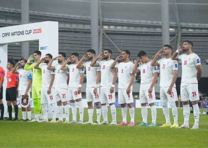 فشار بر ملی‌پوشان فوتبال ایران پشت صحنه دارد!