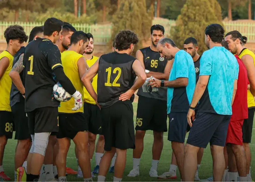 ترکیب احتمالی سپاهان با چند تازه وارد!