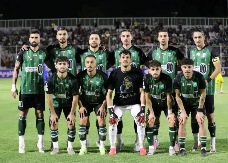 صدرنشین لیگ برتر یک پنالتی طلبکار شد!