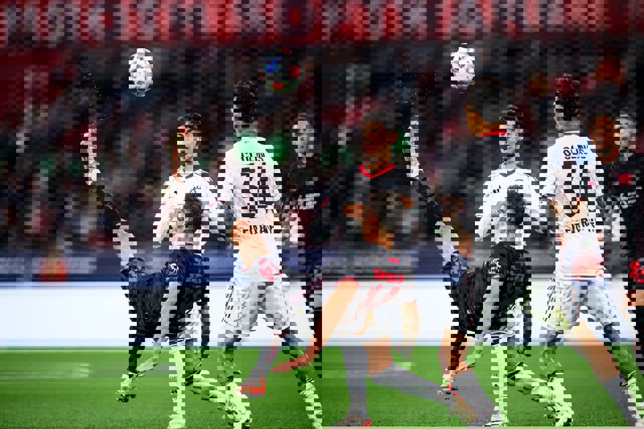 2225482