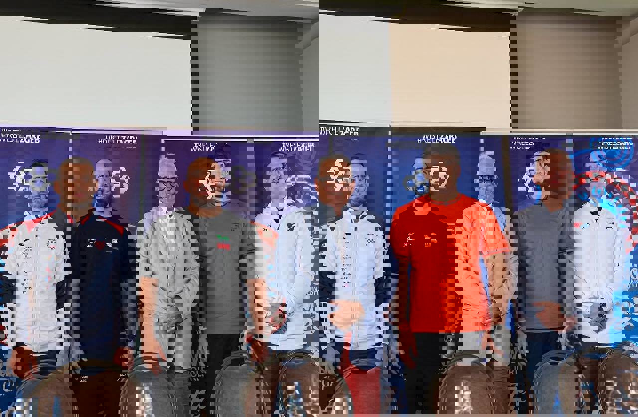 2225543