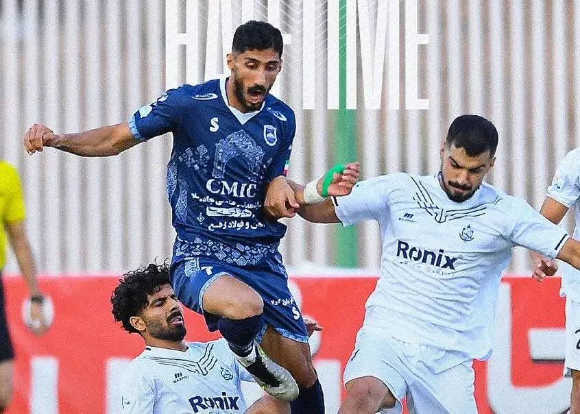 چادرملو صفر – ملوان صفر: دو اخراج و دیگر هیچ!