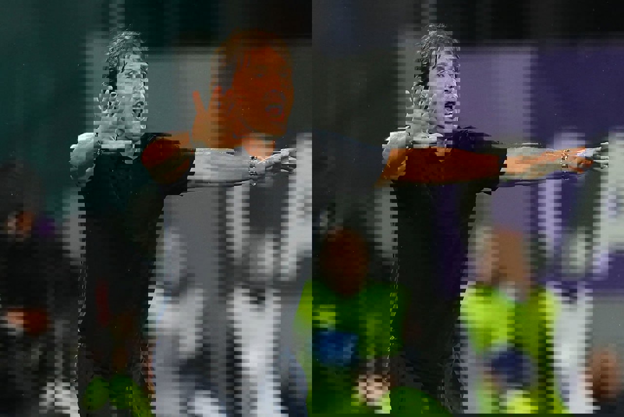 2225982