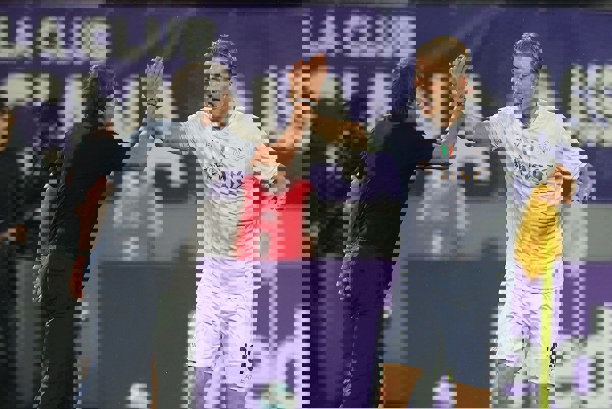 2225970