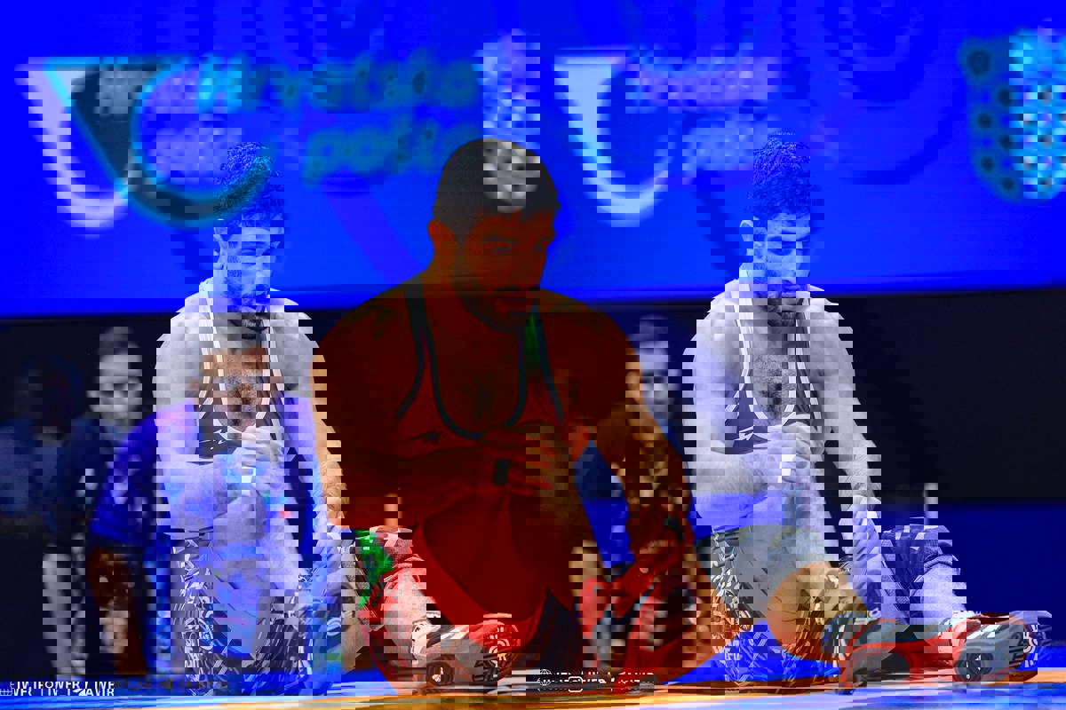 2226032