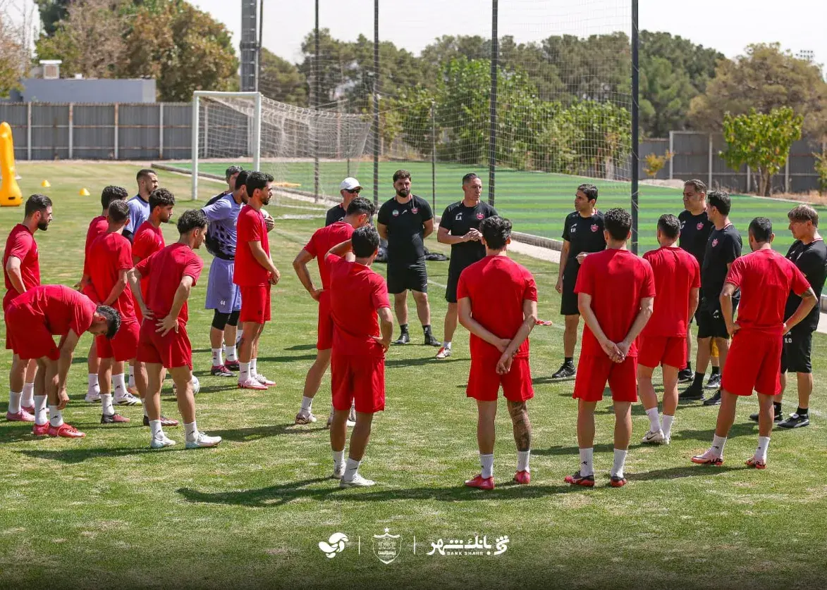 بازیکنان پرسپولیس به دو گروه تقسیم شدند