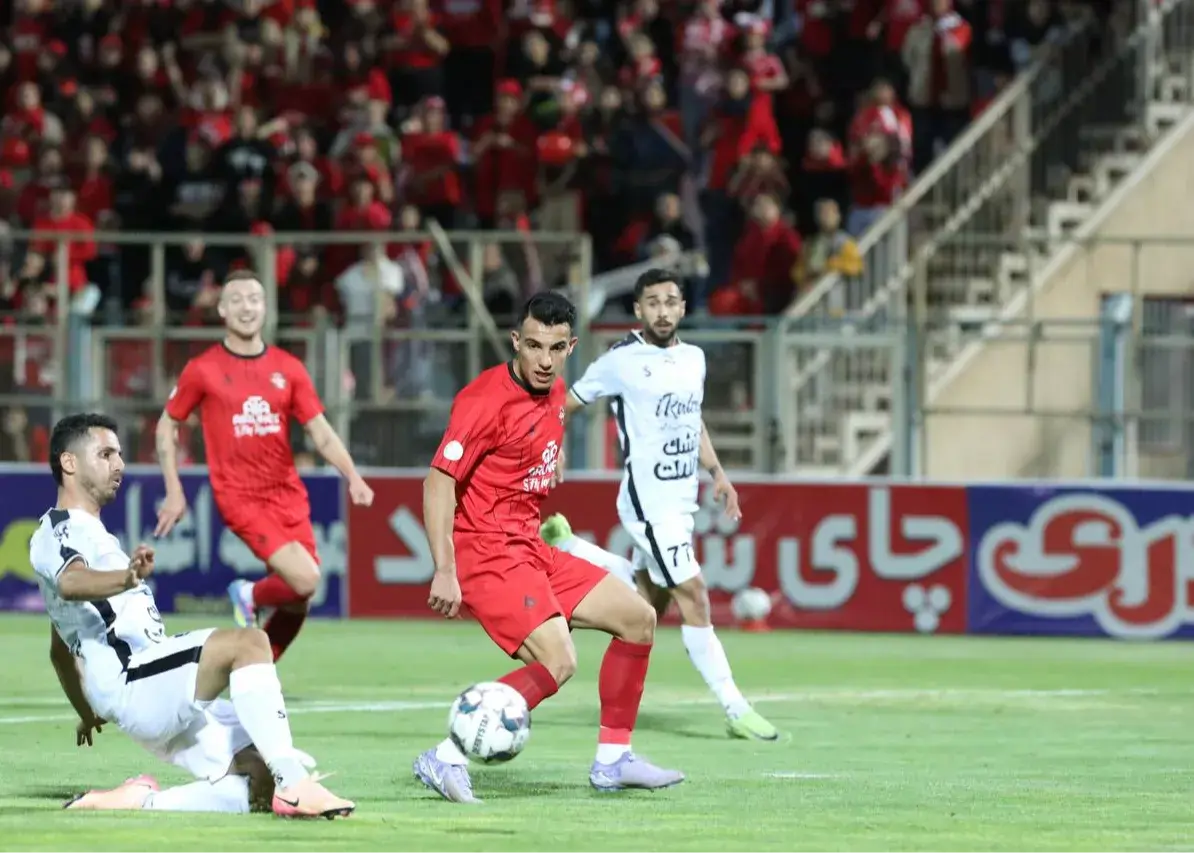 آقای گل لیگ برتر غیب شد!