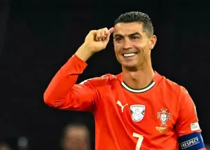 نجات ترامپ با مشهورترین فوتبالیست جهان!