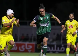 مدافع پرسپولیسی برای صدرنشینی مهاجم شد!