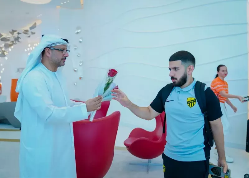 گل قرمز باشگاه محمد قربانی برای استقبال از الاتحاد