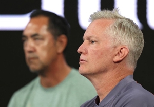 تغییر در اردوگاه مدودف، حضور یوهانسون