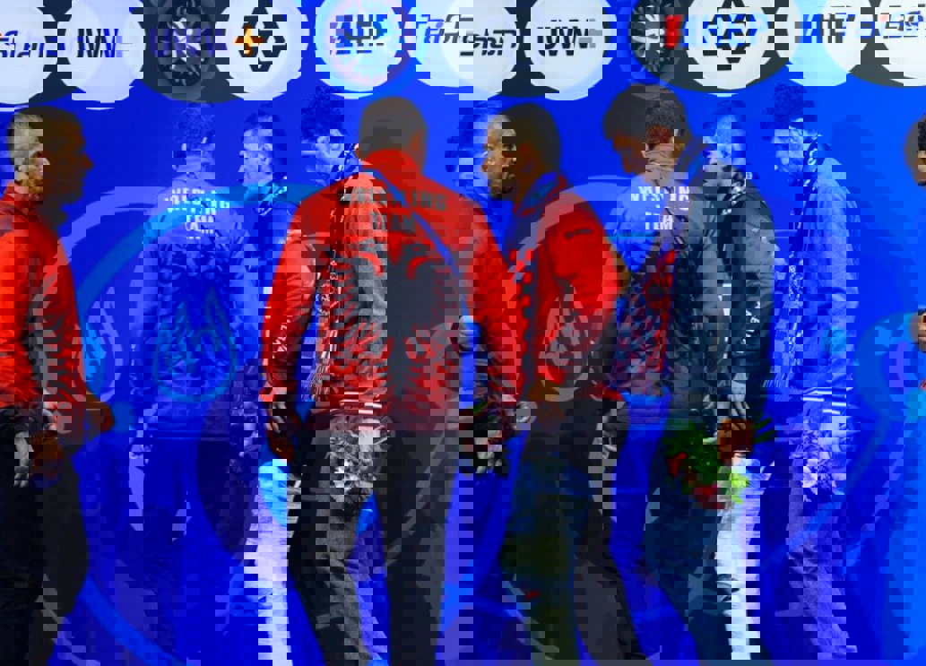 2226844