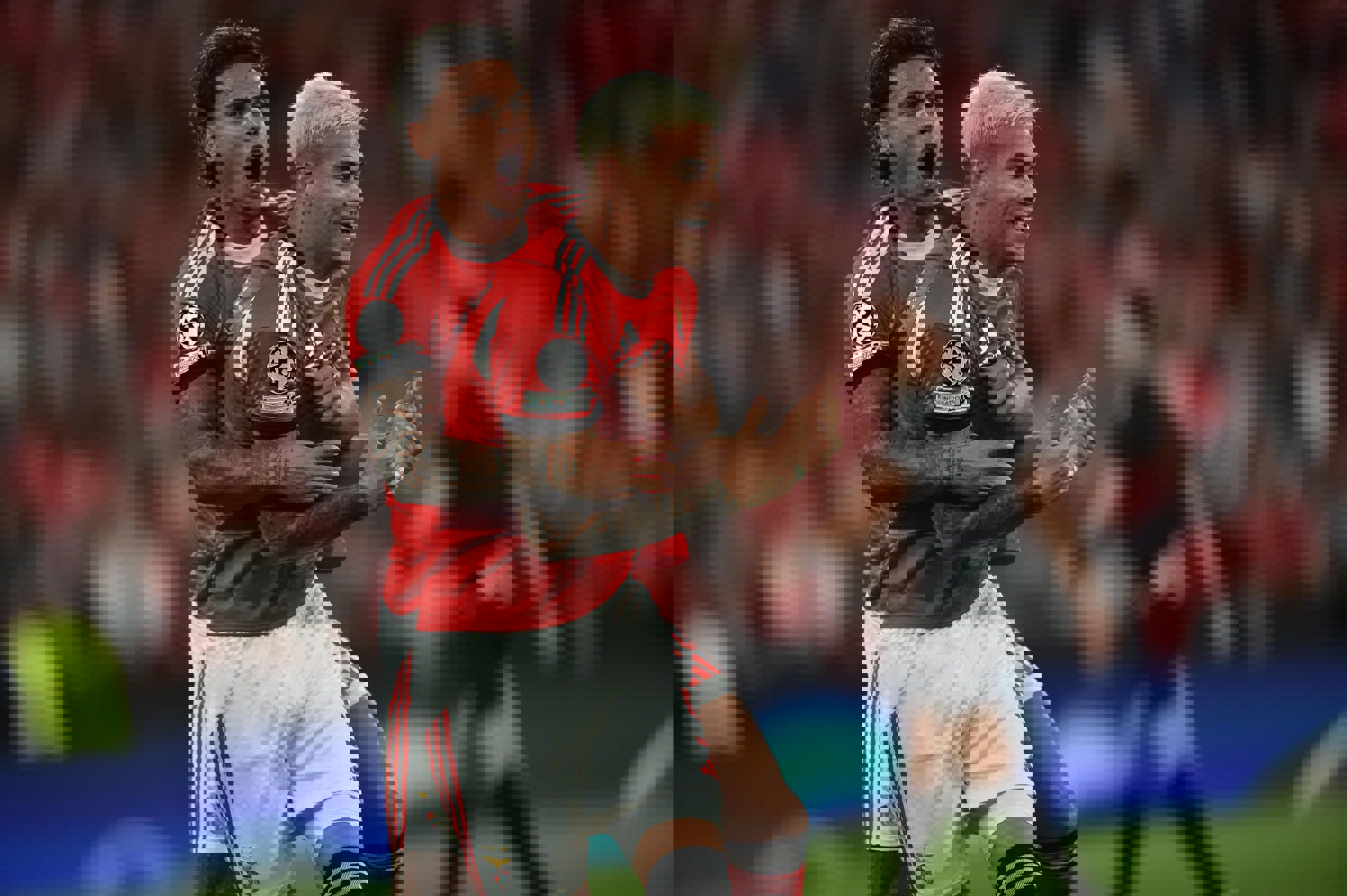 2227046