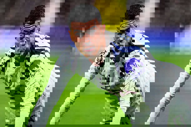 2227073