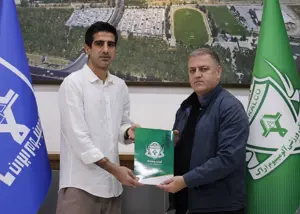 وینگر سابق سپاهان و ذوب شاگرد حسینی شد