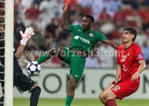 عصبانیت هواداران شباب الاهلی از سرمربی تیم