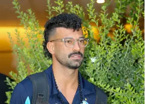 کاروان استقلال راهی استادیوم زعبیل شد