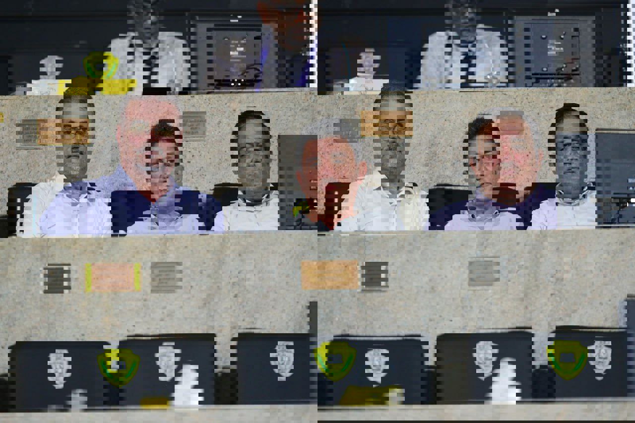 2227542