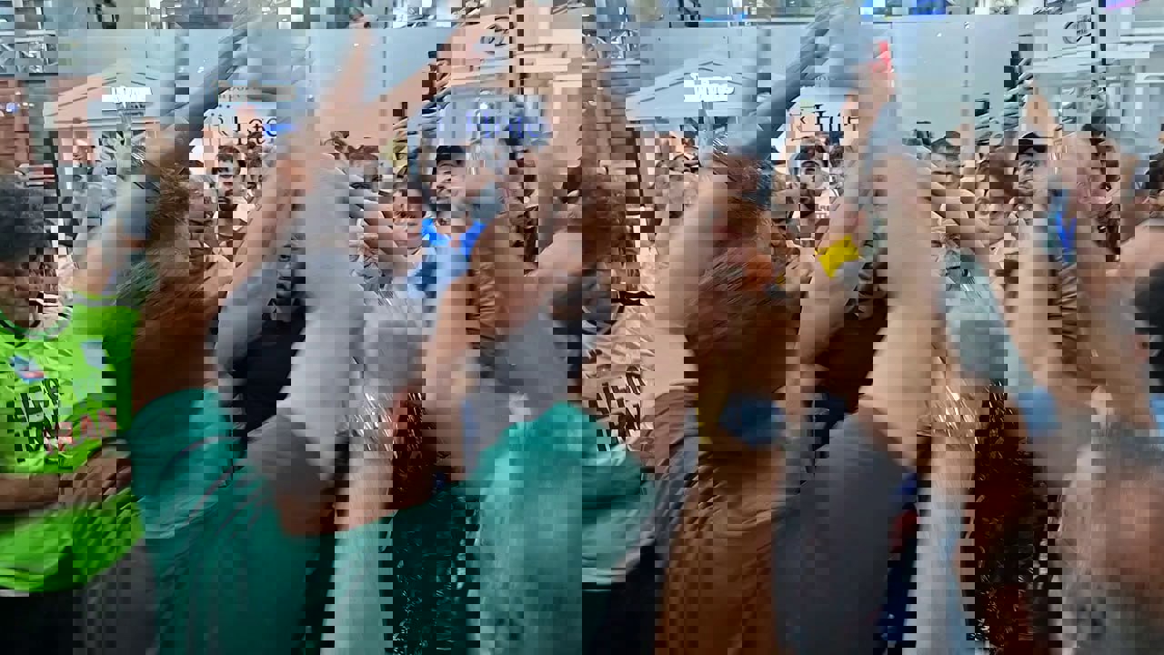 2227903
