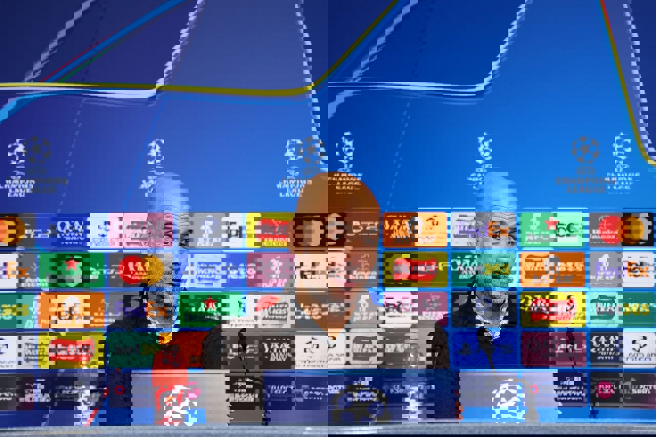 2227940