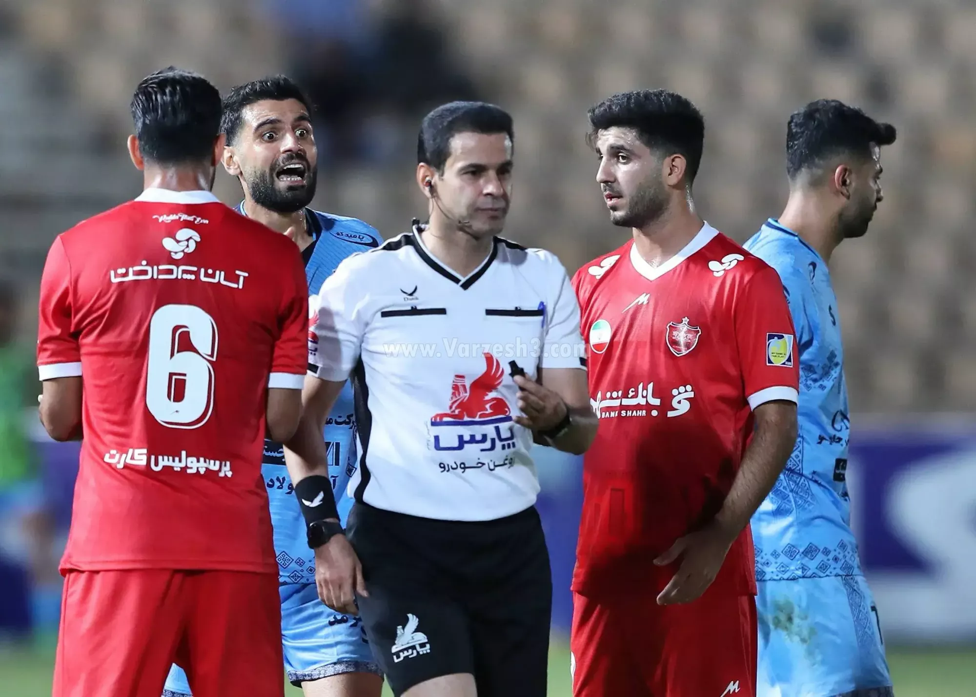 کارشناسی داوری سه صحنه مهم چادرملو – پرسپولیس