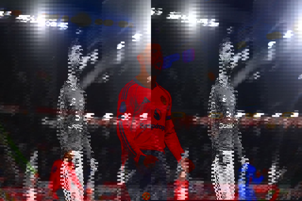 2228649