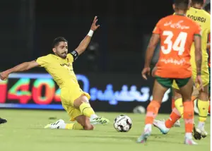 آقای گل شمس آذر گل نزد، گل خرید