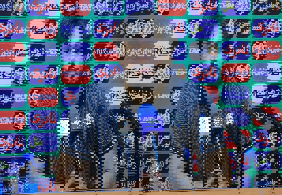 2228427