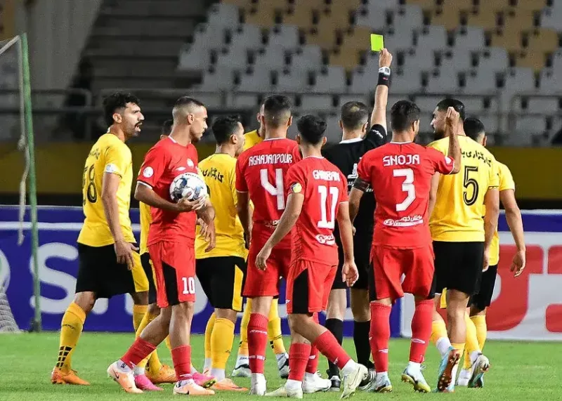 جنگ سرد سپاهان و تراکتور قبل از بازی حساس (عکس)