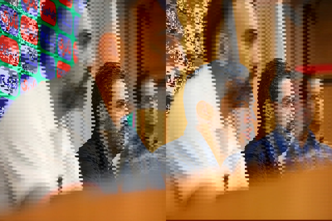 2228519